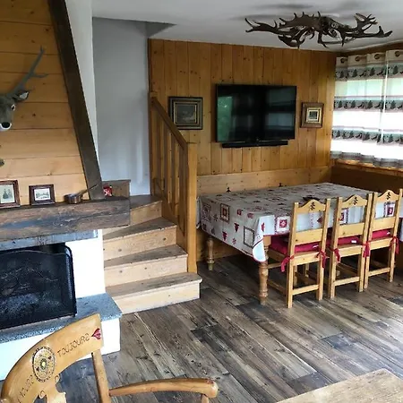 De Julie Apartmanhotel 3*