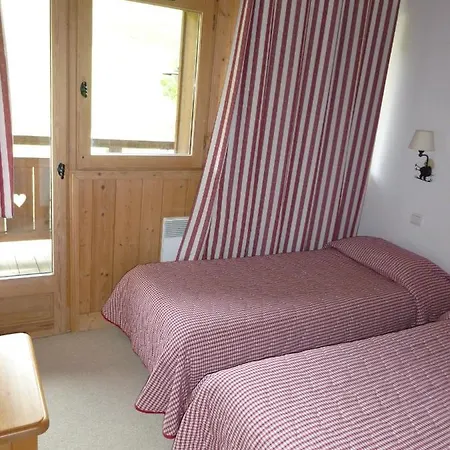 De Julie Aparthotel 3*